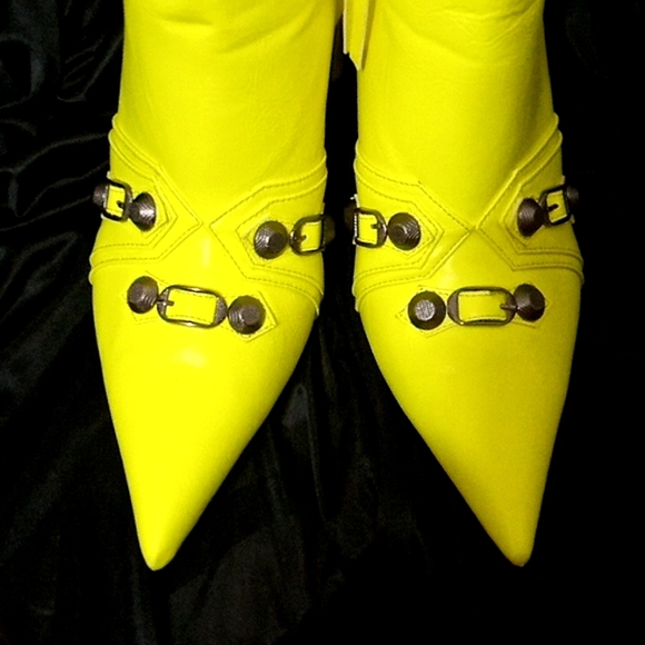 🎁FREE GIFT INCLUDED Brand New High Knee Boots Stiletto Heel Pointed Toe Tassels - Picture 7 of 16